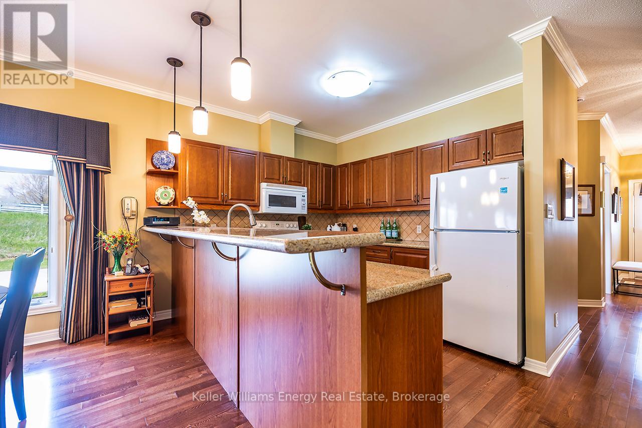8 Hinkley Trail, Clarington, Ontario  L1B 1P4 - Photo 17 - E13221760