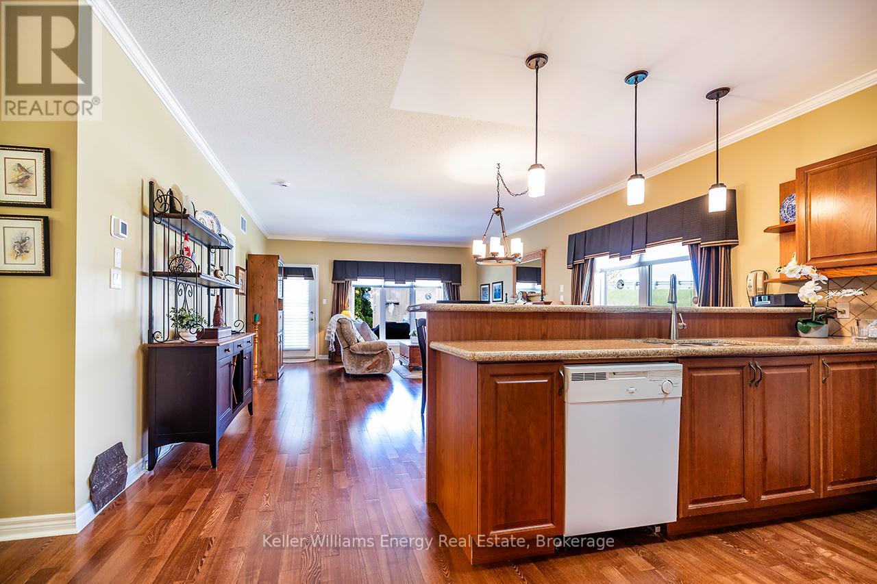 8 Hinkley Trail, Clarington, Ontario  L1B 1P4 - Photo 20 - E13221760