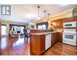 8 HINKLEY TRAIL, Clarington, Ontario