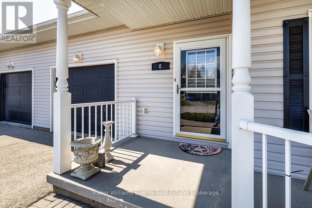 8 Hinkley Trail, Clarington, Ontario  L1B 1P4 - Photo 6 - E13221760