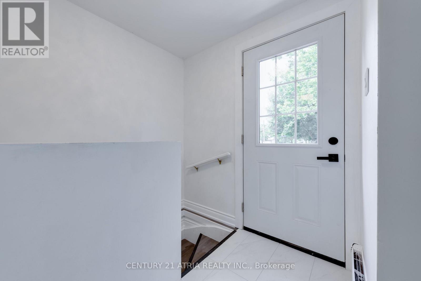 706 Frazer Drive, Midland, Ontario L4R 5C1 - Photo 3 - S13666286