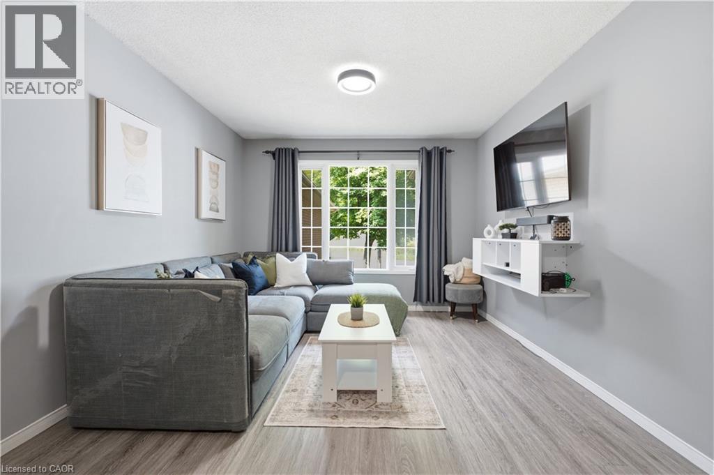31 Galileo Boulevard, Brantford, Ontario  N3R 7Y3 - Photo 3 - 40855321