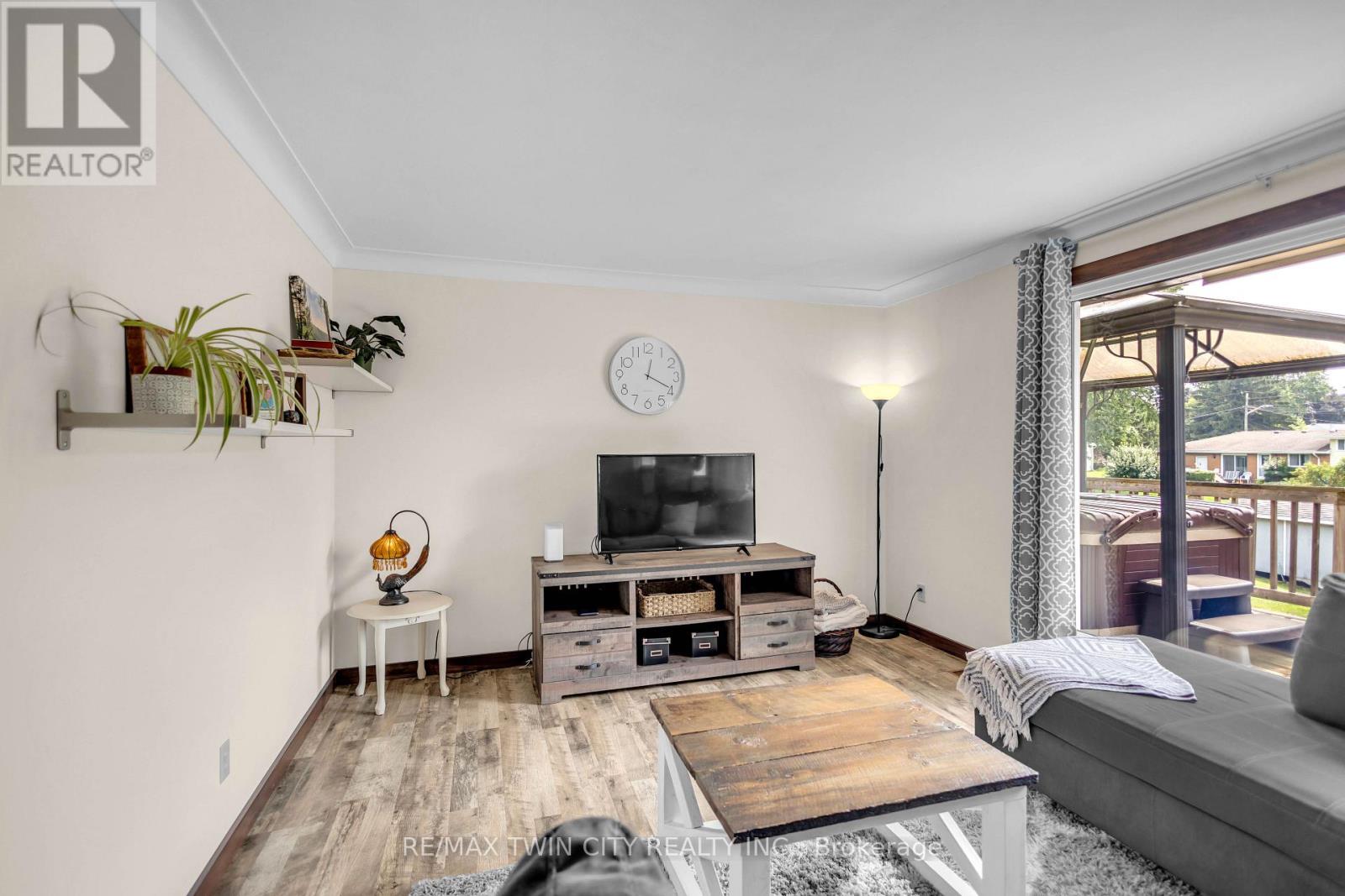60 Brown Avenue, Brant, Ontario  N0E 1A0 - Photo 13 - X13670390