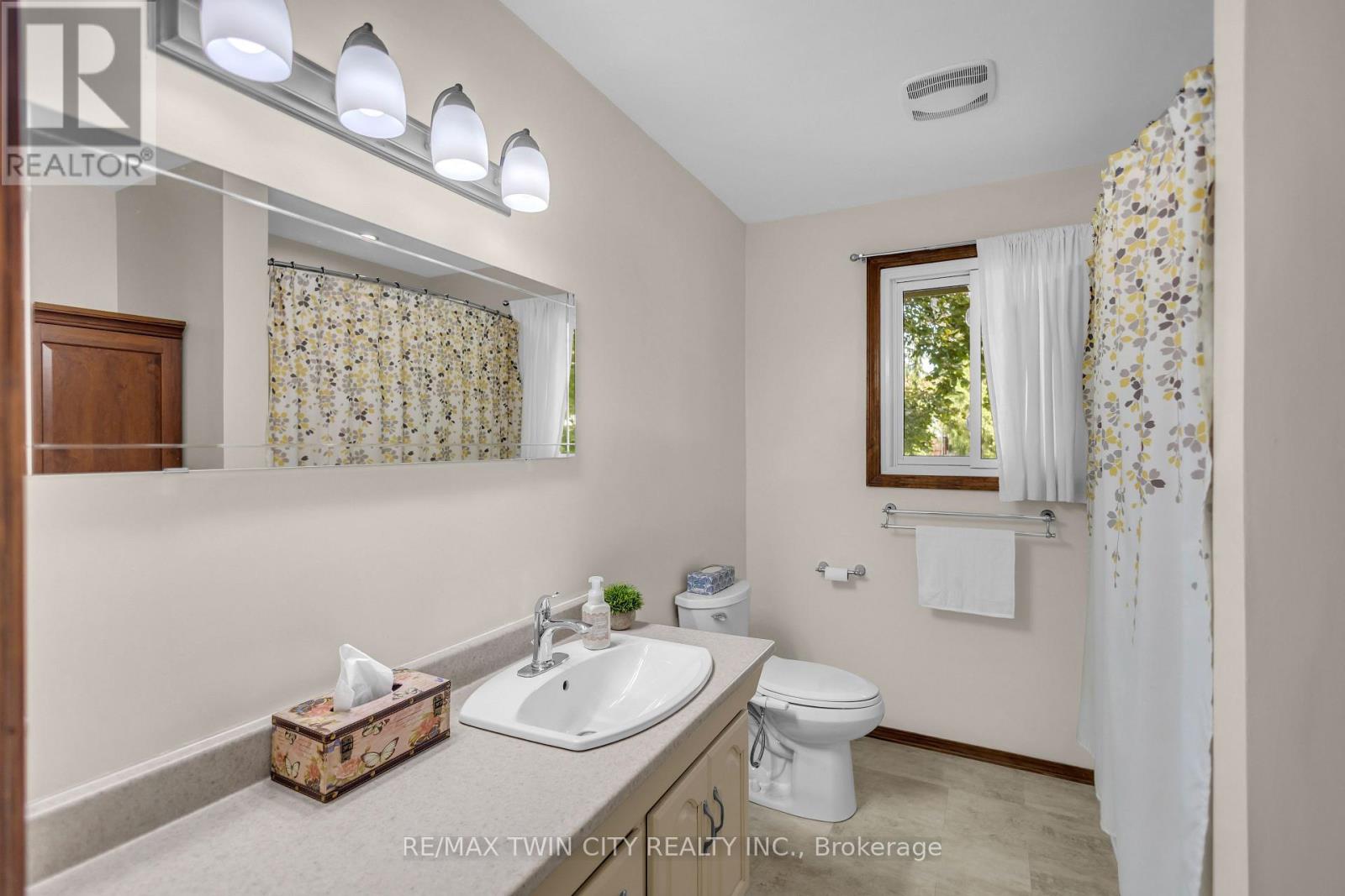 60 Brown Avenue, Brant, Ontario  N0E 1A0 - Photo 23 - X13670390