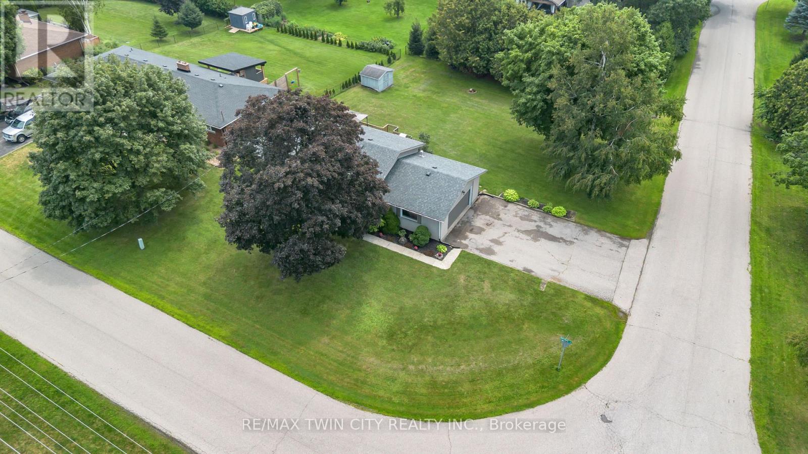60 Brown Avenue, Brant, Ontario  N0E 1A0 - Photo 42 - X13670390