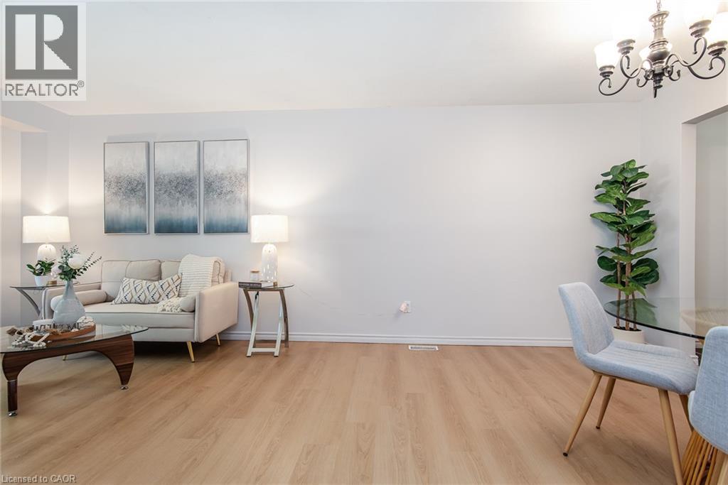 503 Lonelm Court Unit# A, Waterloo, Ontario  N2L 5C9 - Photo 12 - 40852864