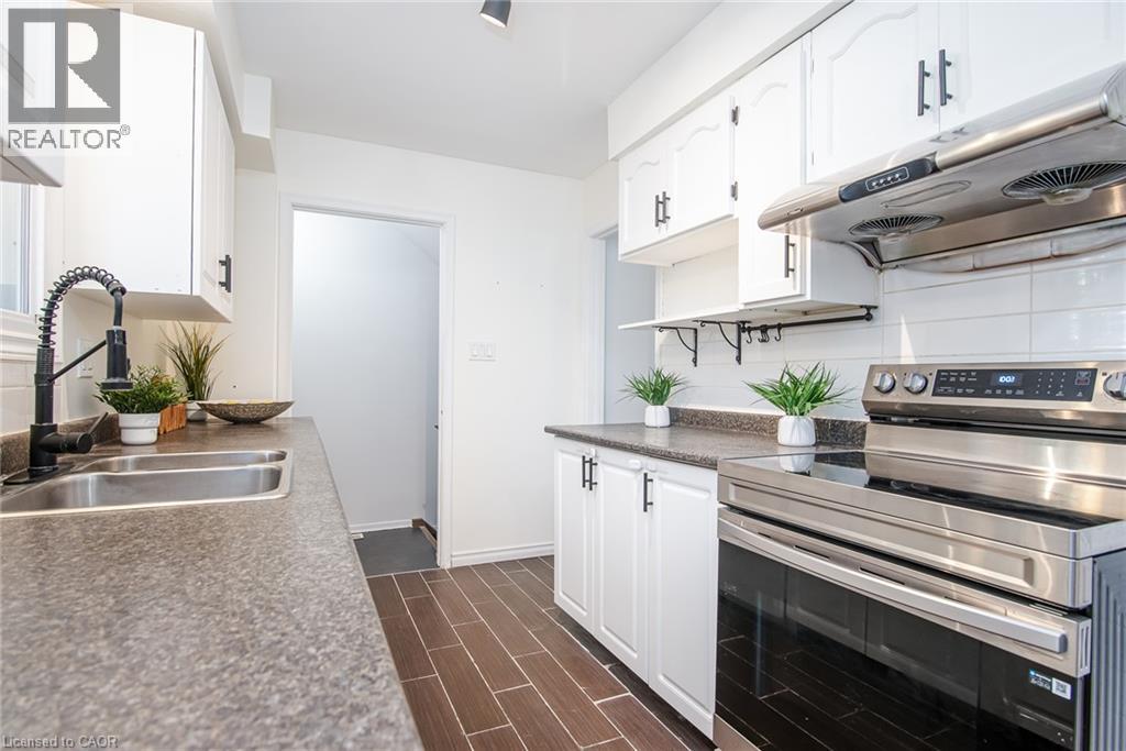 503 Lonelm Court Unit# A, Waterloo, Ontario  N2L 5C9 - Photo 19 - 40852864