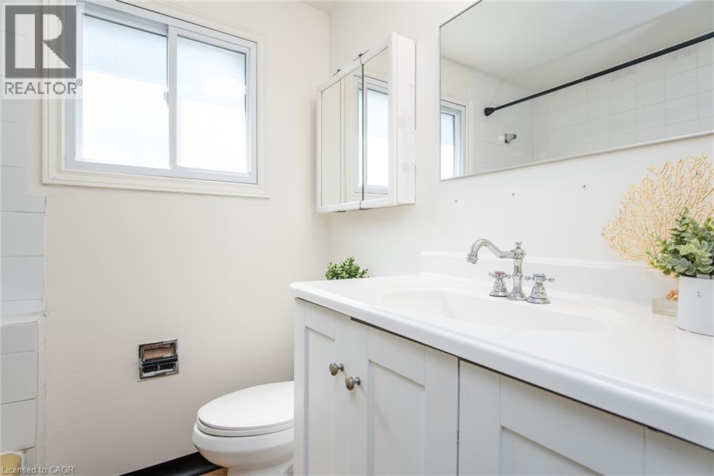 503 Lonelm Court Unit# A, Waterloo, Ontario  N2L 5C9 - Photo 29 - 40852864