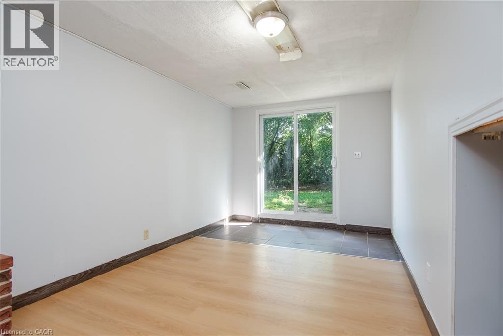 503 Lonelm Court Unit# A, Waterloo, Ontario  N2L 5C9 - Photo 38 - 40852864