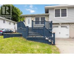 226 TRUDEAU DRIVE, Sarnia, Ontario