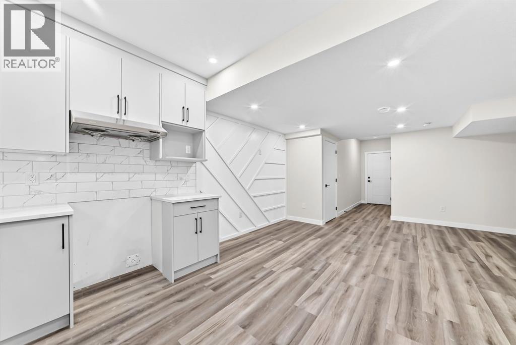 140 Carringham Road NW, Calgary, Alberta  T3P 1V3 - Photo 37 - A2327844
