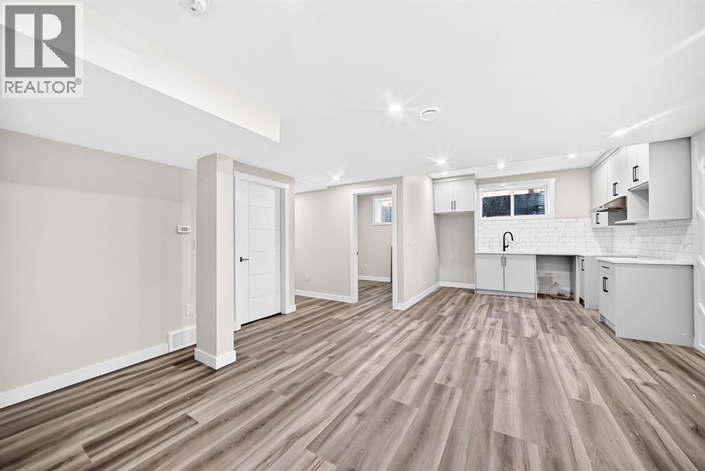 140 Carringham Road NW, Calgary, Alberta  T3P 1V3 - Photo 42 - A2327844