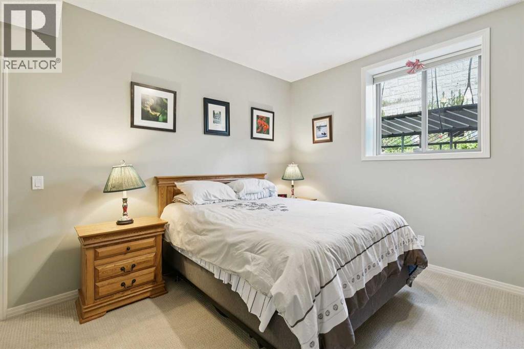 7520 Springbank Way SW, Calgary, Alberta  T3H 4V4 - Photo 42 - A2336697