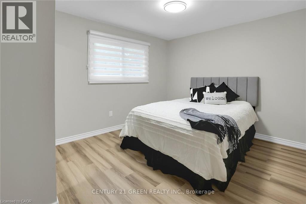7812 Badger Road, Niagara Falls, Ontario  L2H 2J5 - Photo 14 - 40855533
