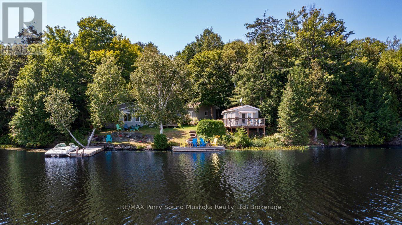 18 MAPLE TRAIL, McDougall, Ontario