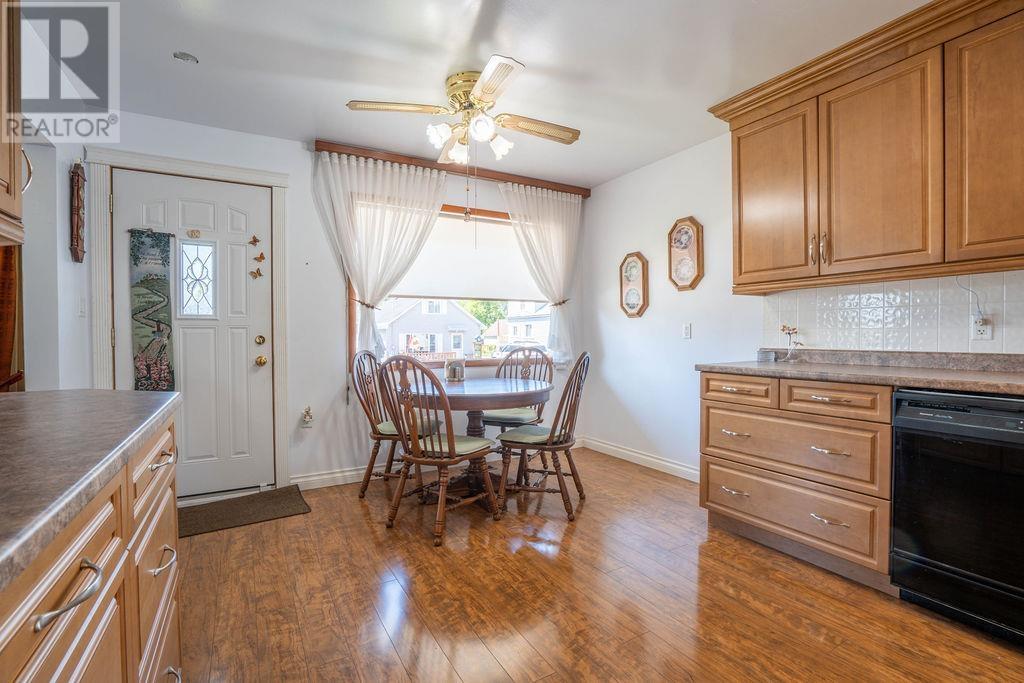 536 Charles St, Sault Ste. Marie, Ontario P6C 3L8 - Photo 9 - SM261789