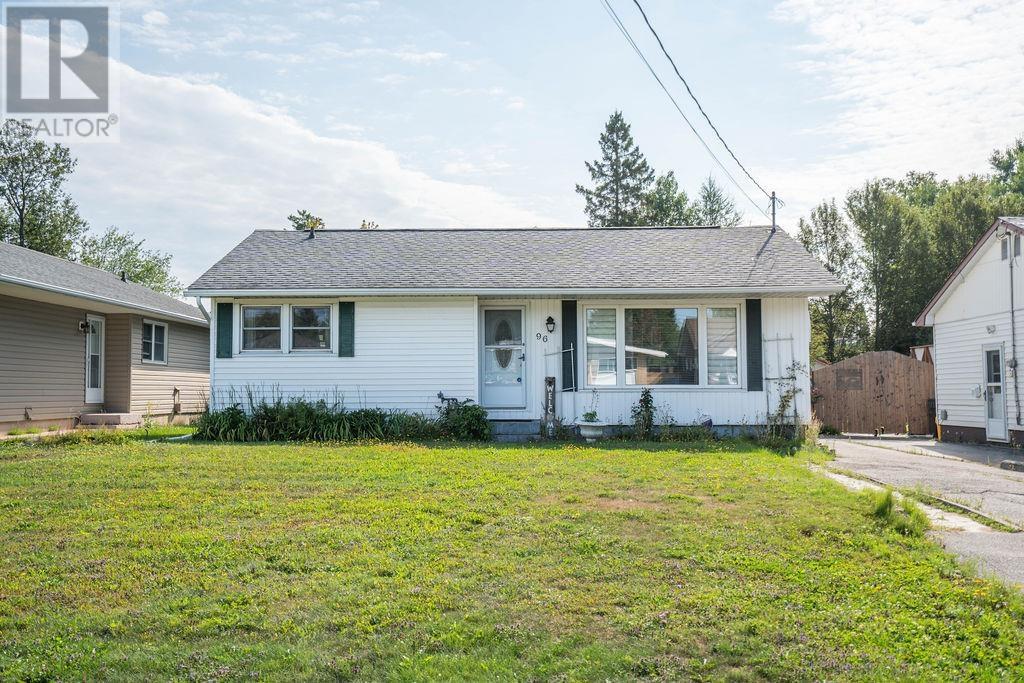 96 Glenholme DR, Sault Ste. Marie, Ontario