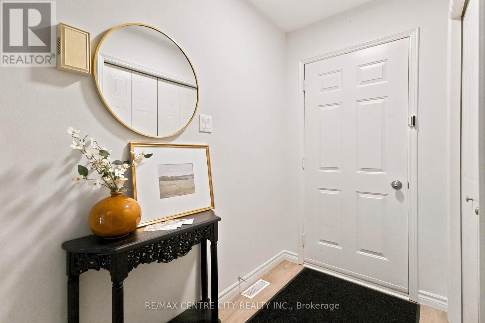 214 Martinet Avenue, London East, Ontario  N5V 4K2 - Photo 8 - X13670586