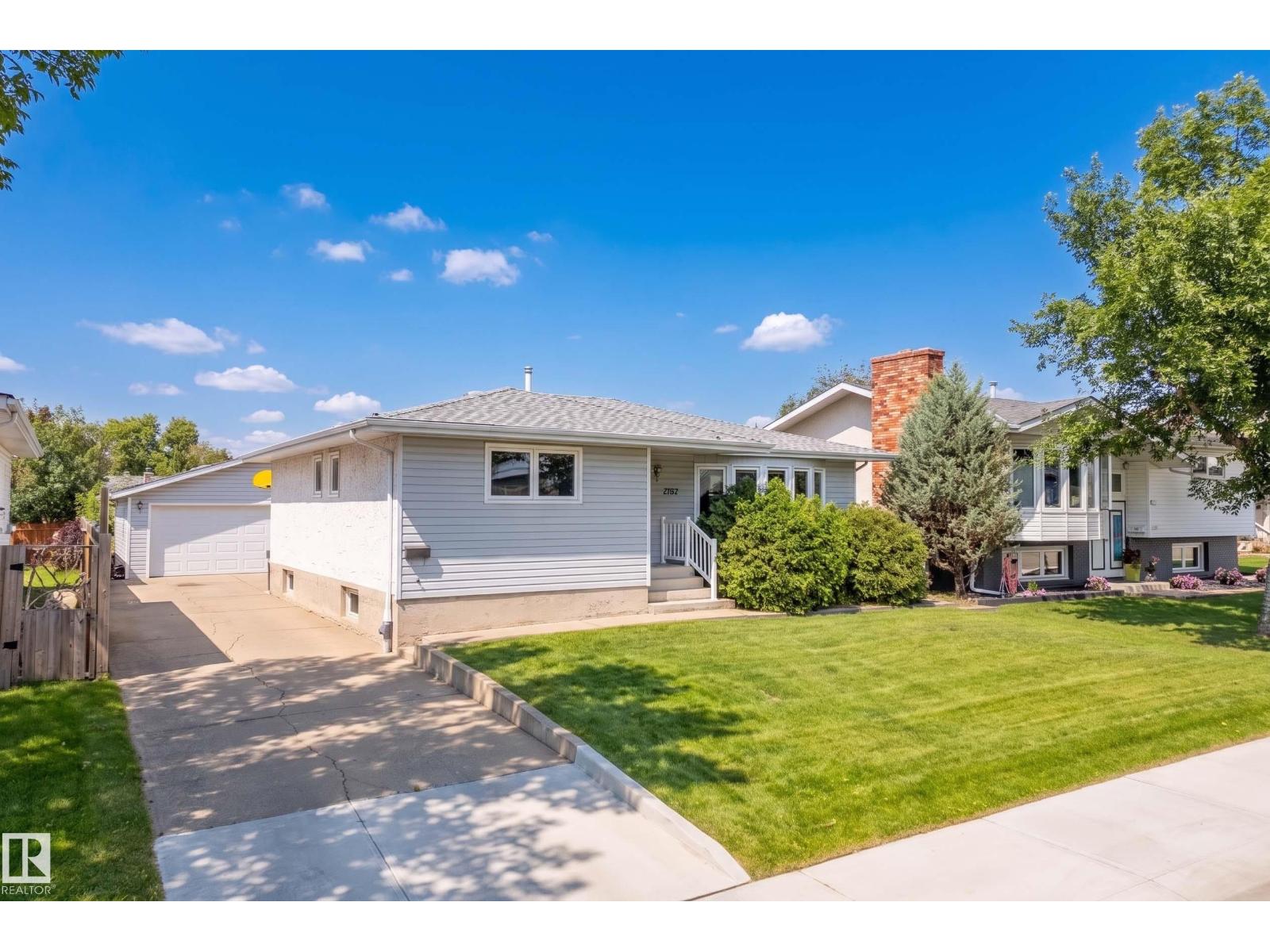 17312 105 ST NW, edmonton, Alberta