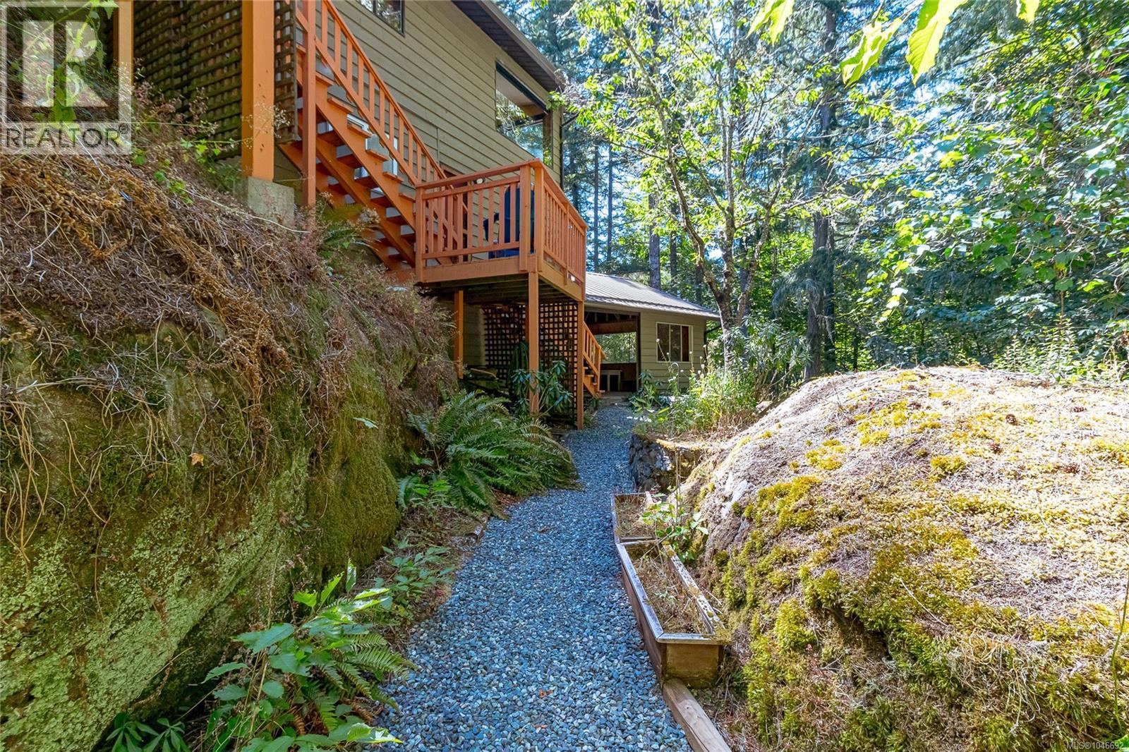 100 Viaduct Ave W, Saanich, British Columbia  V9E 1J3 - Photo 50 - 1046692