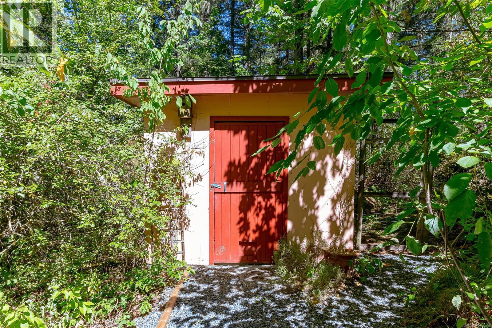 100 Viaduct Ave W, Saanich, British Columbia  V9E 1J3 - Photo 49 - 1046692