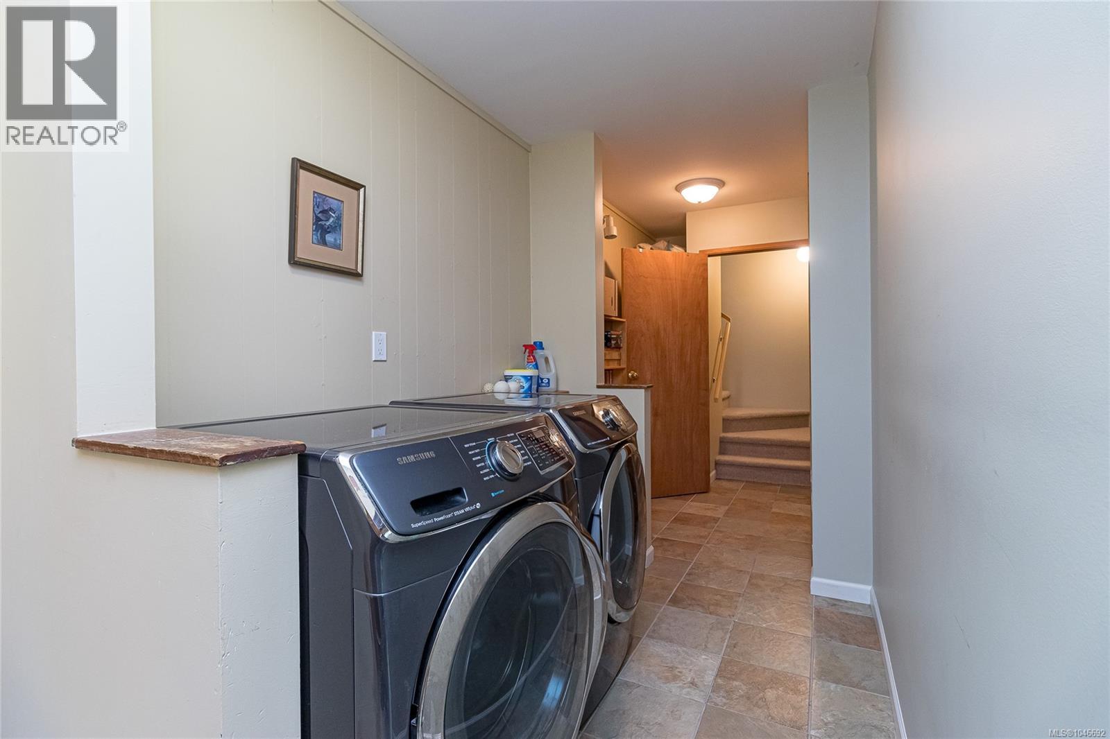 100 Viaduct Ave W, Saanich, British Columbia  V9E 1J3 - Photo 41 - 1046692