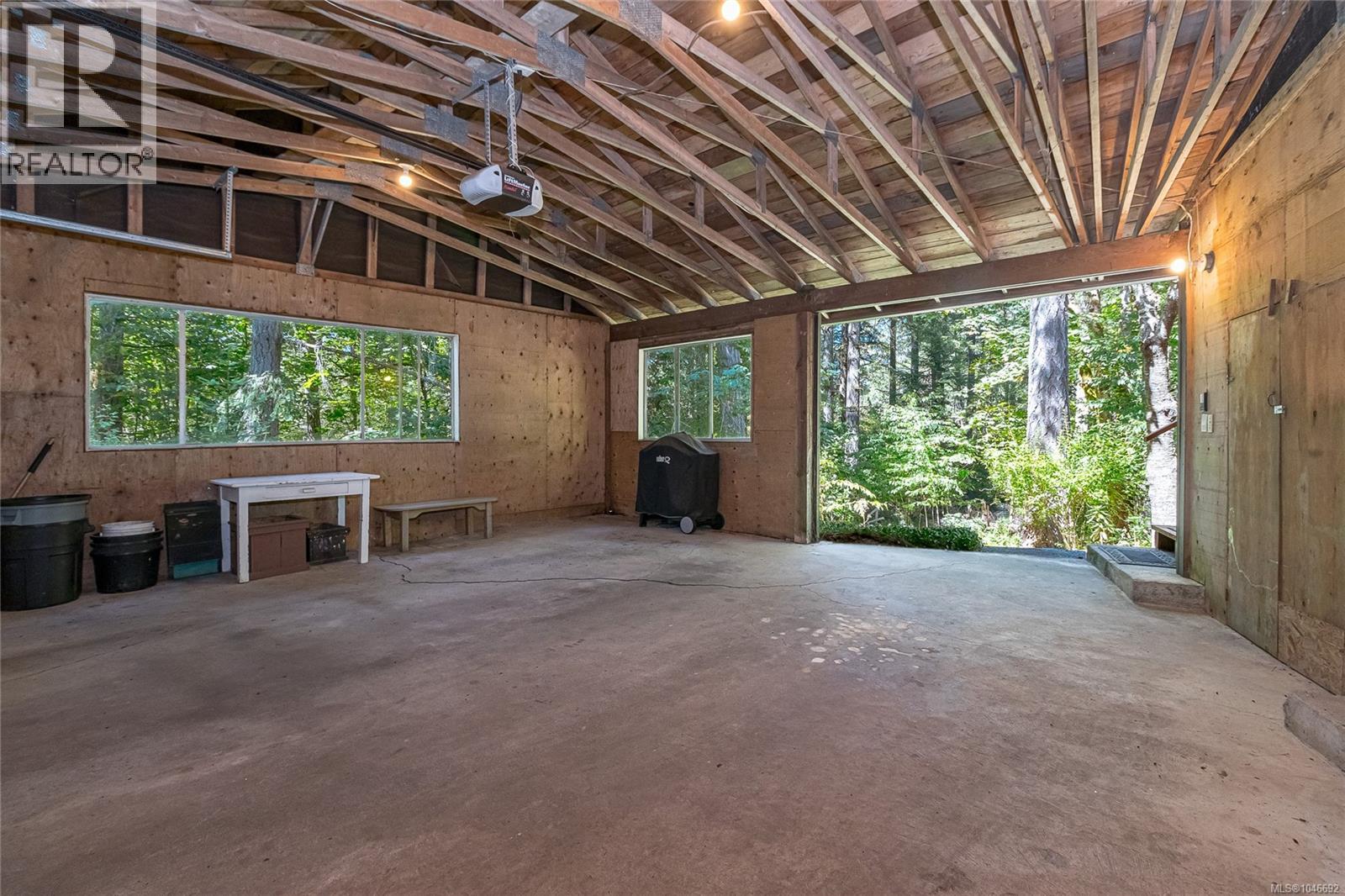 100 Viaduct Ave W, Saanich, British Columbia  V9E 1J3 - Photo 43 - 1046692