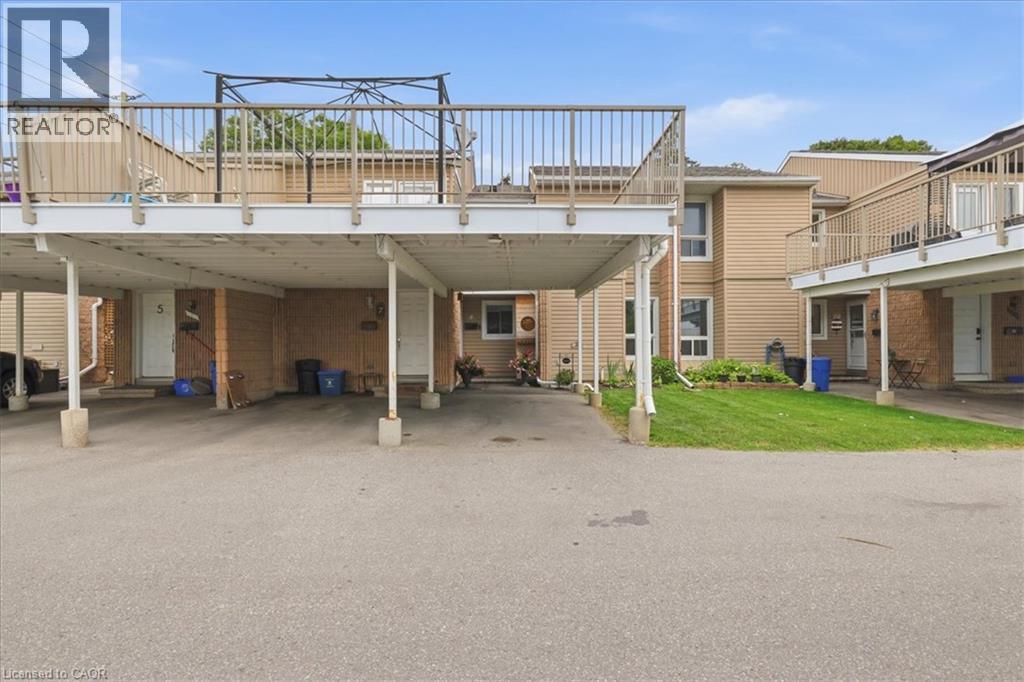 65 GLAMIS Road Unit# 8, Cambridge, Ontario