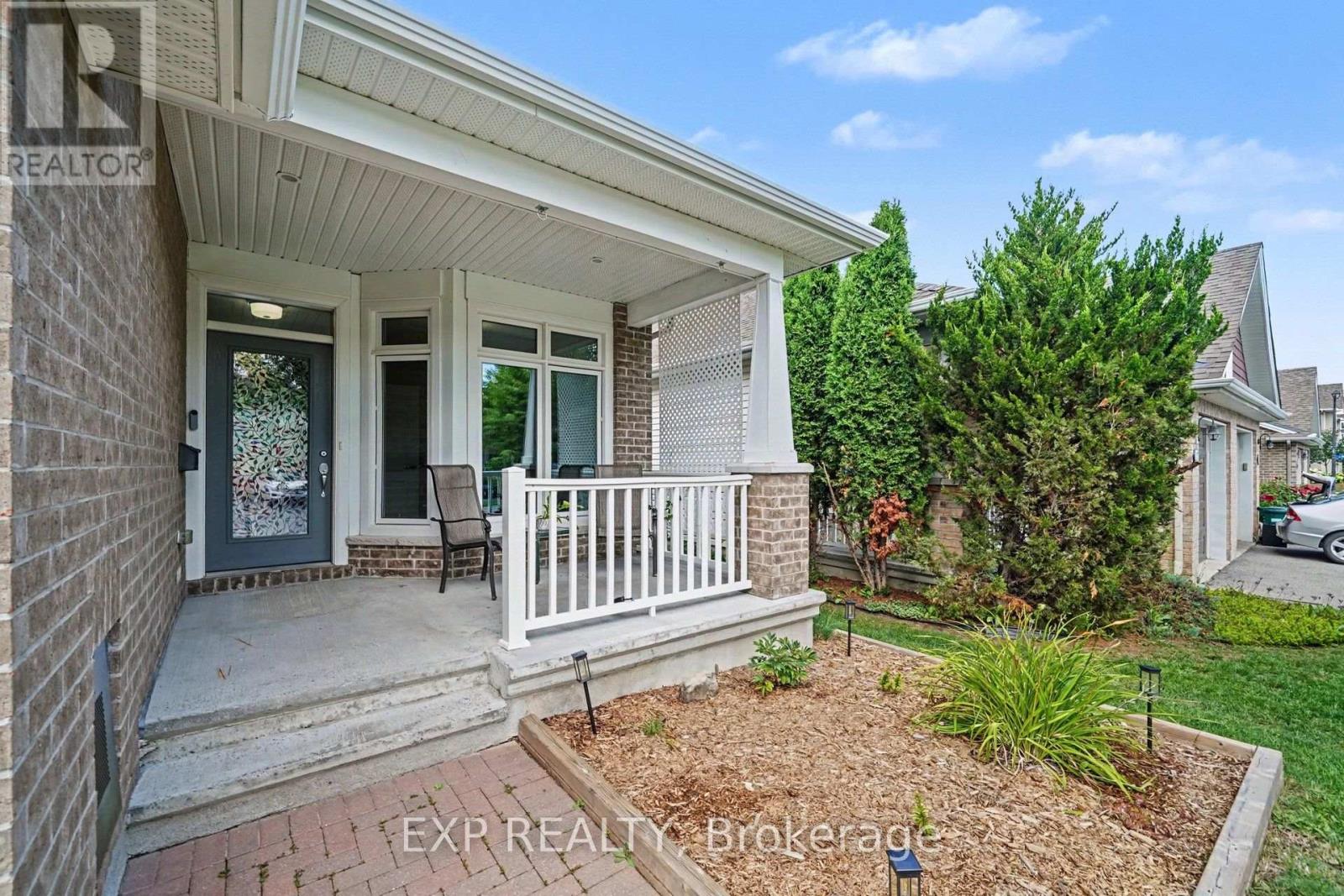 279 Brambling Way, Ottawa, Ontario  K2J 0T5 - Photo 4 - X13670504