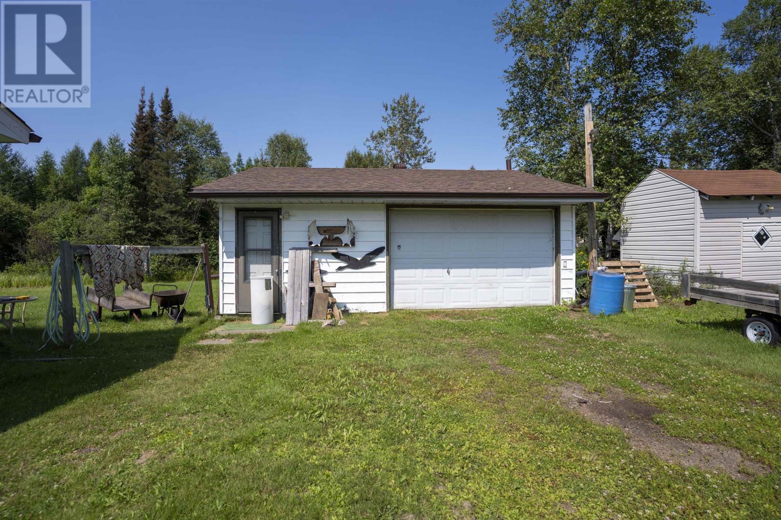 6365 Mapleward Rd, Thunder Bay, Ontario  P7G 2K1 - Photo 3 - TB2602347