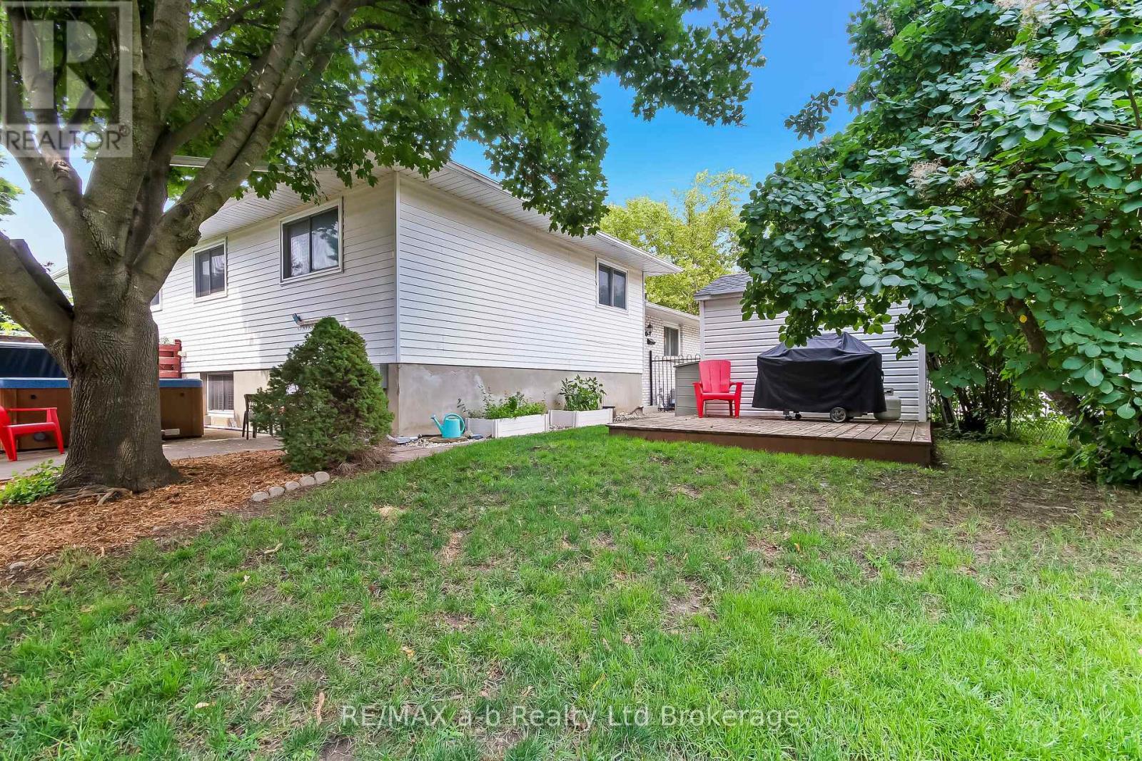 45 Carlyle Place, Kitchener, Ontario  N2P 1R6 - Photo 5 - X13670588