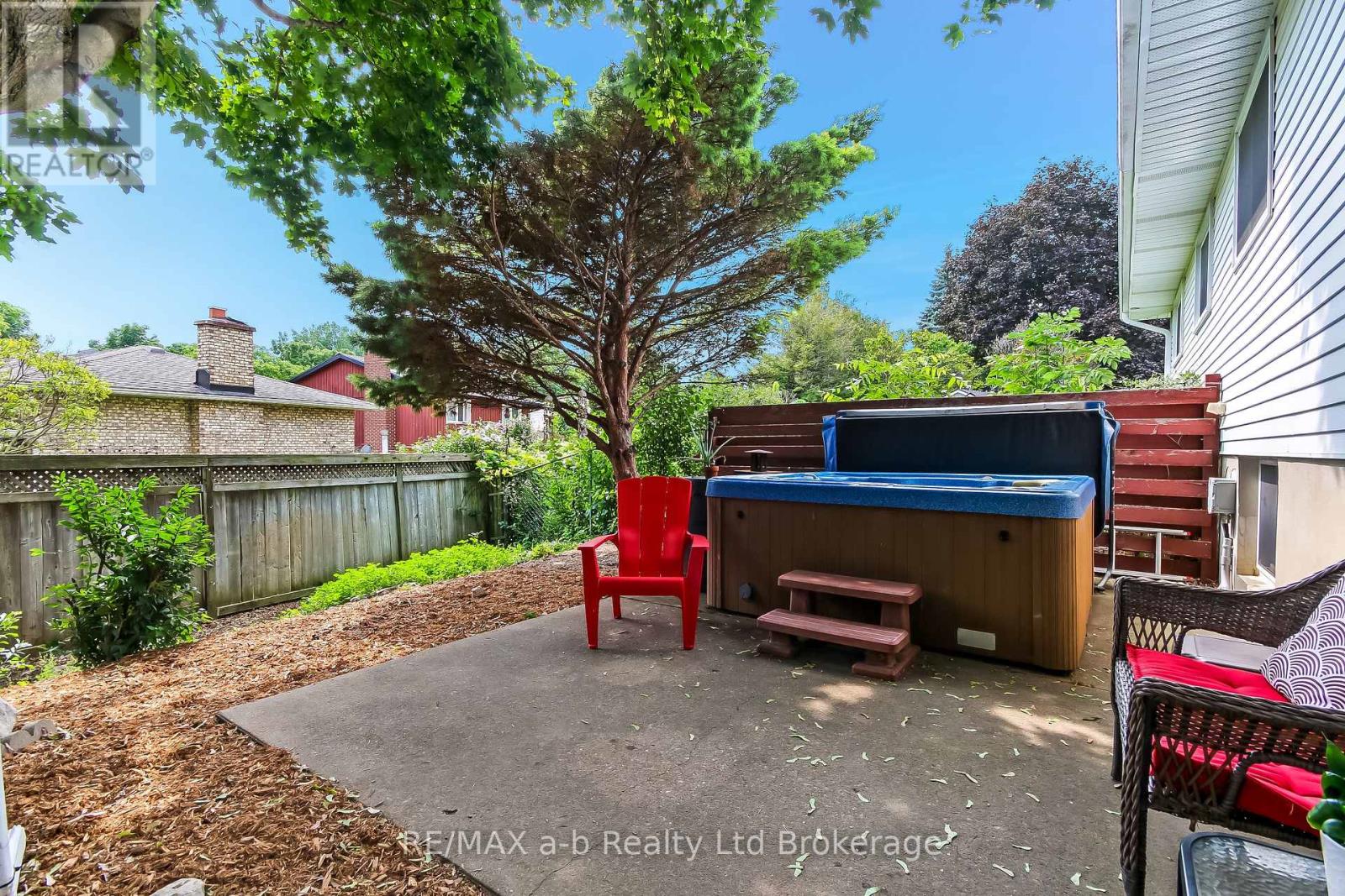 45 Carlyle Place, Kitchener, Ontario  N2P 1R6 - Photo 6 - X13670588