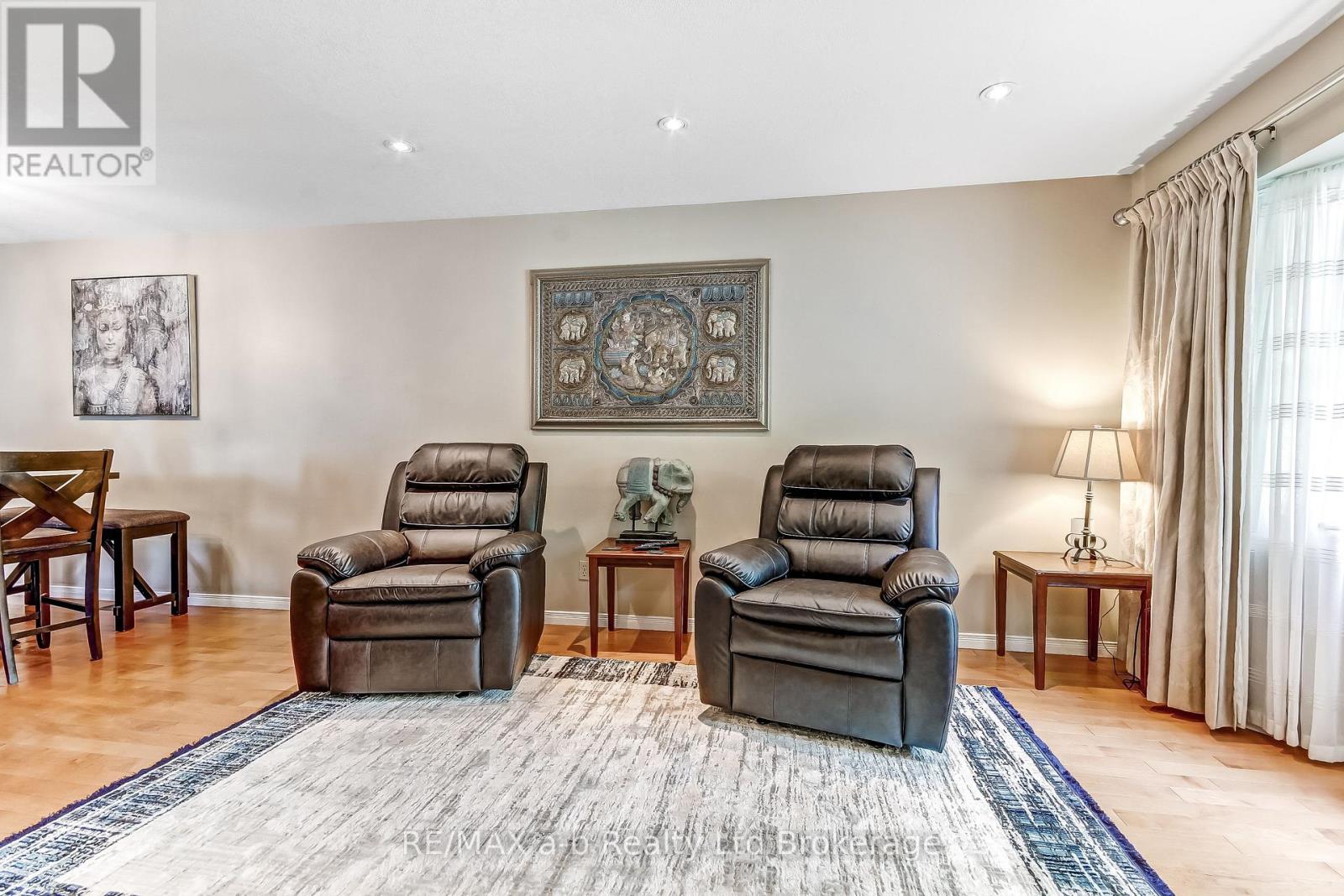 45 Carlyle Place, Kitchener, Ontario  N2P 1R6 - Photo 8 - X13670588