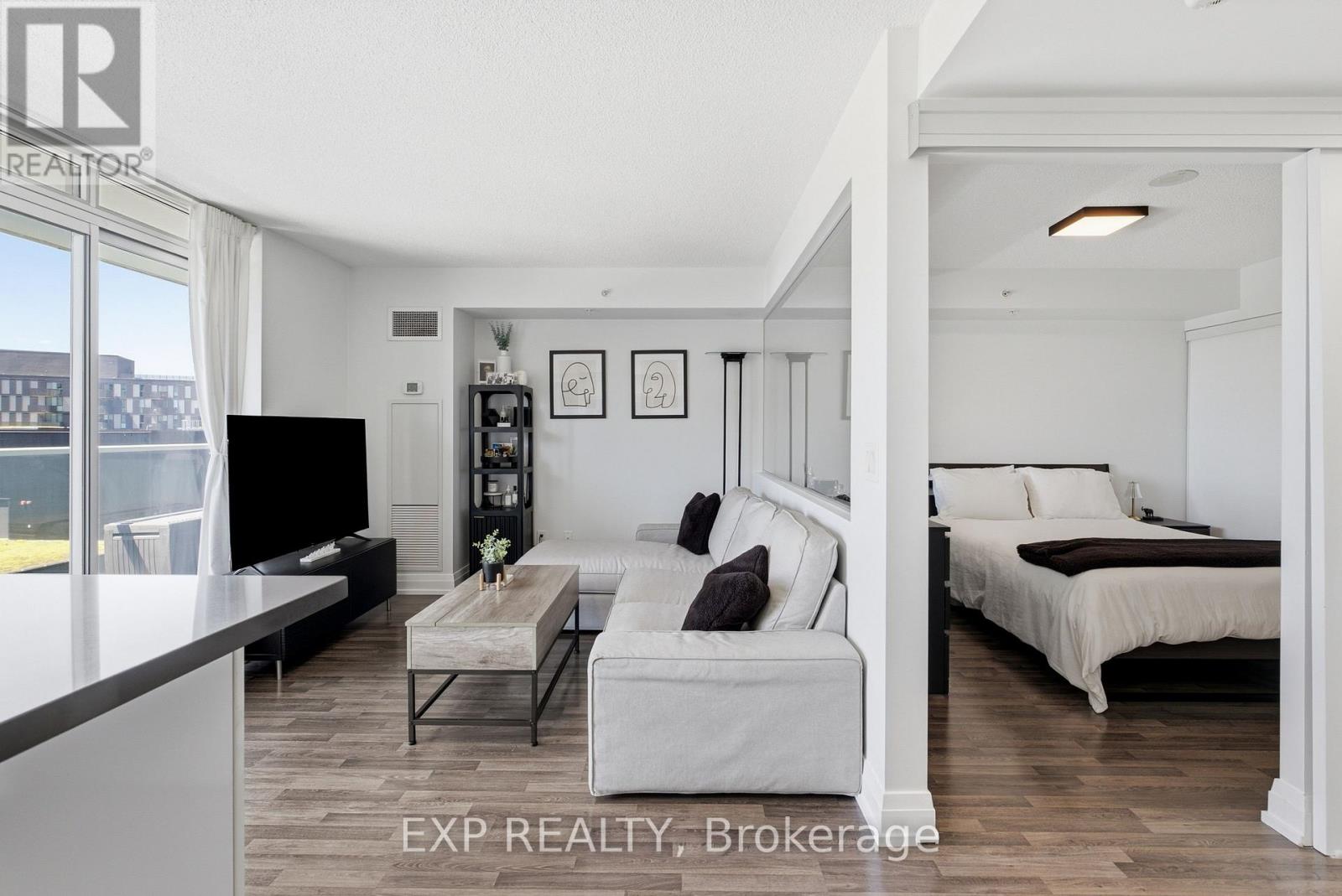 E1108 - 555 Wilson Avenue, Toronto, Ontario  M3H 5Y6 - Photo 17 - C13569782