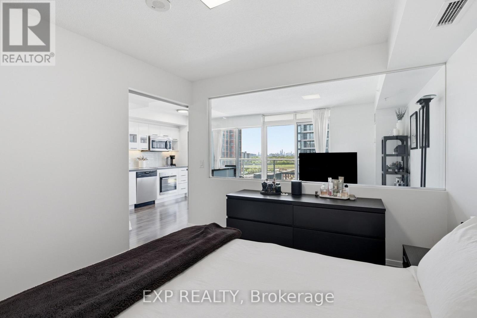 E1108 - 555 Wilson Avenue, Toronto, Ontario  M3H 5Y6 - Photo 20 - C13569782