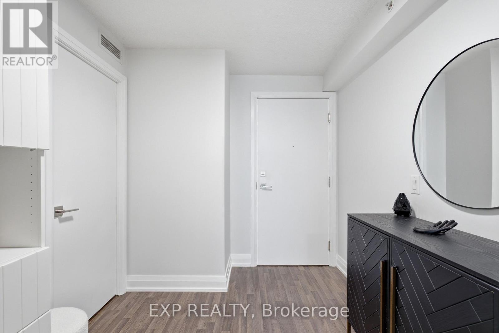 E1108 - 555 Wilson Avenue, Toronto, Ontario  M3H 5Y6 - Photo 6 - C13569782