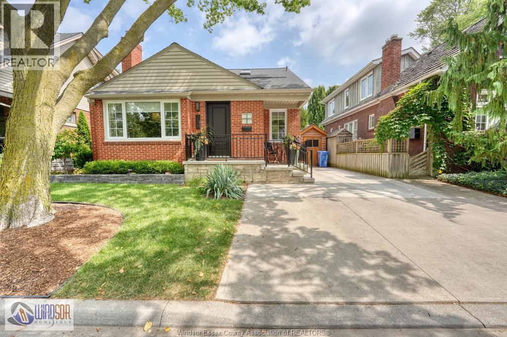 MLS# 26019727: 236 PRADO, Windsor, Canada