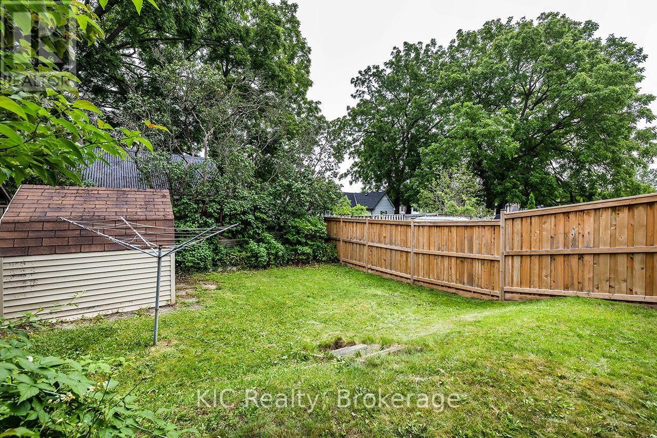 1151 Valley Court, Oshawa, Ontario  L1J 3M4 - Photo 44 - E13670242