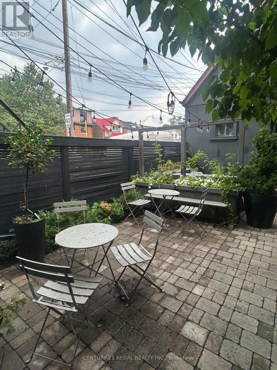 1374 Queen Street E, Toronto, Ontario  M4L 1C9 - Photo 26 - E13643732