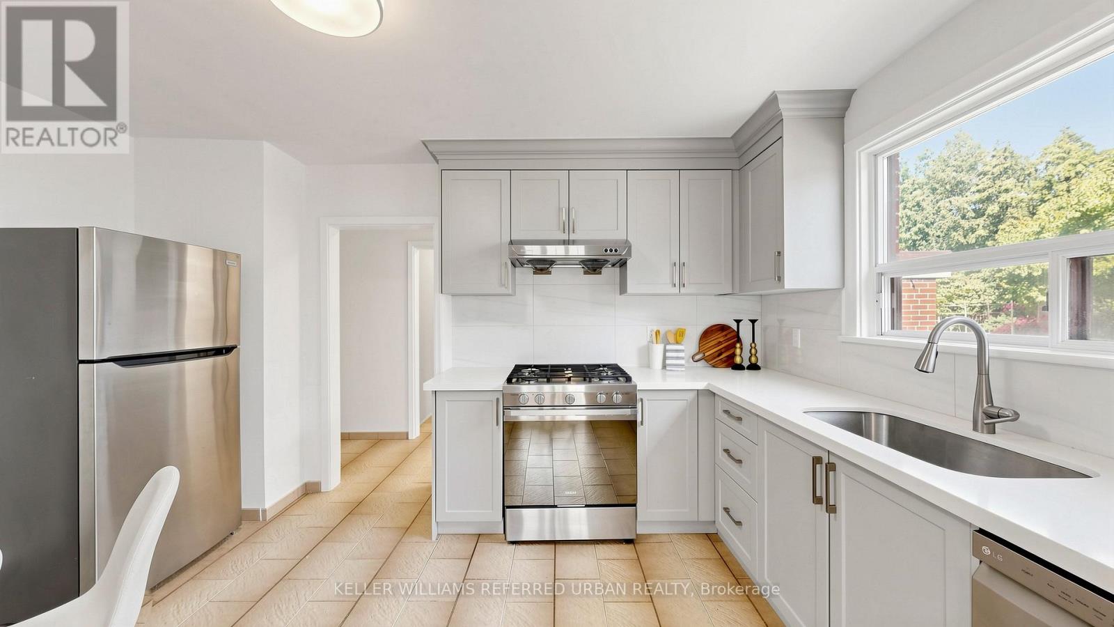 104 Otonabee Avenue, Toronto, Ontario  M2M 2S8 - Photo 12 - C13516192