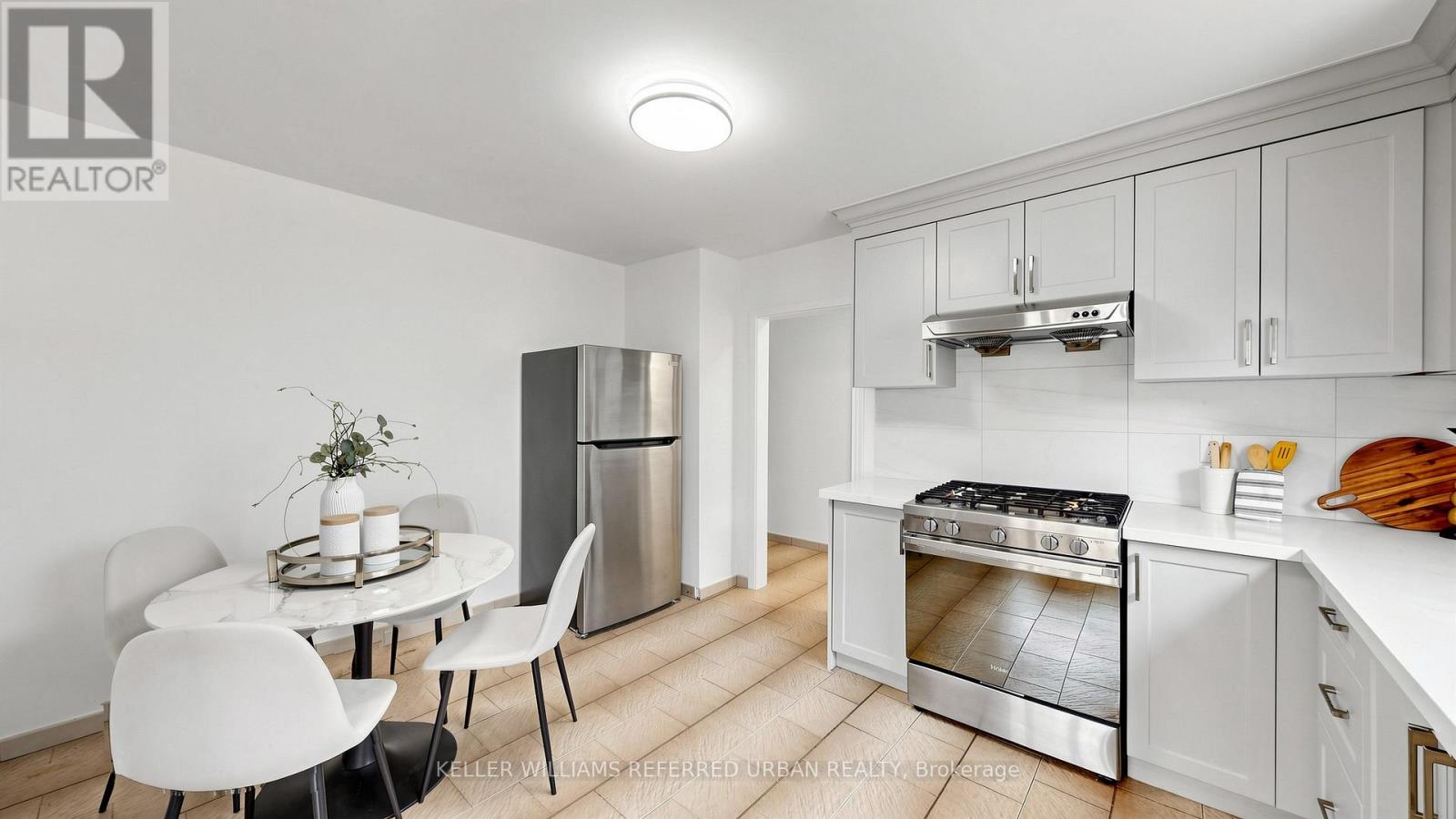 104 Otonabee Avenue, Toronto, Ontario  M2M 2S8 - Photo 13 - C13516192