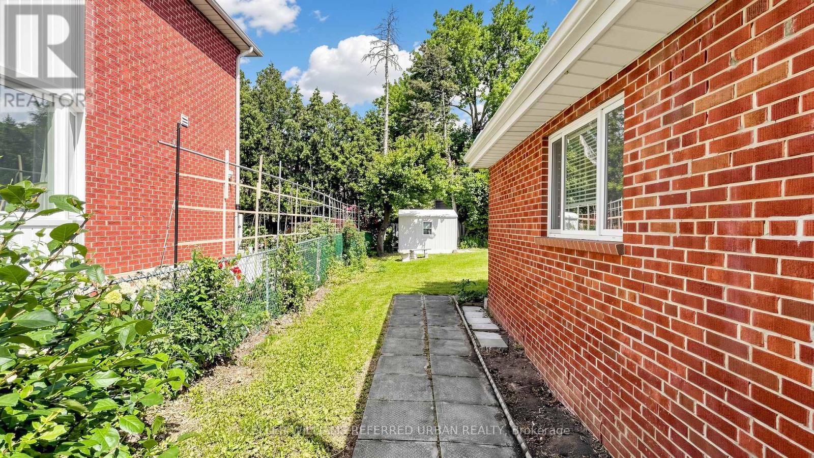 104 Otonabee Avenue, Toronto, Ontario  M2M 2S8 - Photo 31 - C13516192