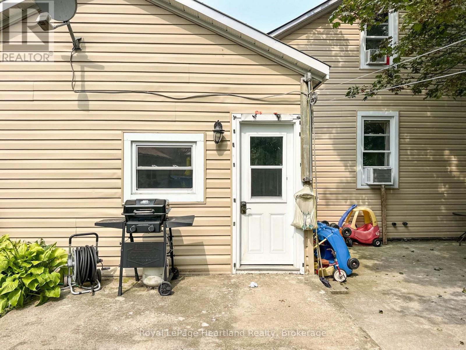 51 Side Street, Huron East (Seaforth), Ontario  N0K 1W0 - Photo 38 - X13670612