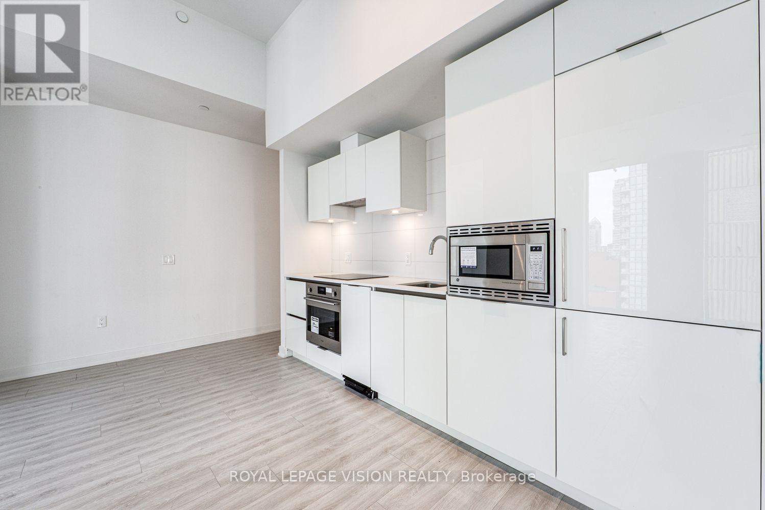 1121 - 121 St Patrick Street, Toronto, Ontario  M5T 0B8 - Photo 13 - C13670562