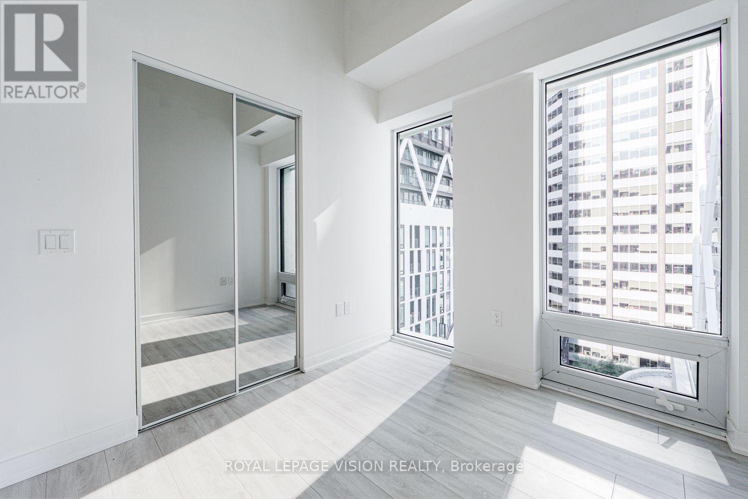 1121 - 121 St Patrick Street, Toronto, Ontario  M5T 0B8 - Photo 19 - C13670562