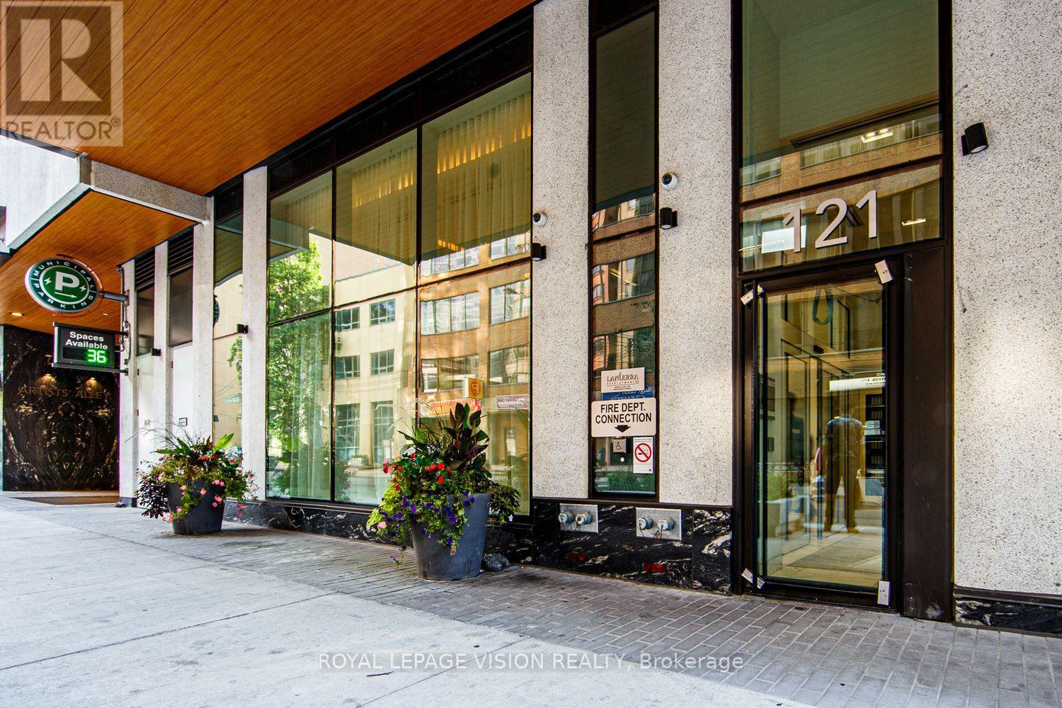 1121 - 121 St Patrick Street, Toronto, Ontario  M5T 0B8 - Photo 2 - C13670562