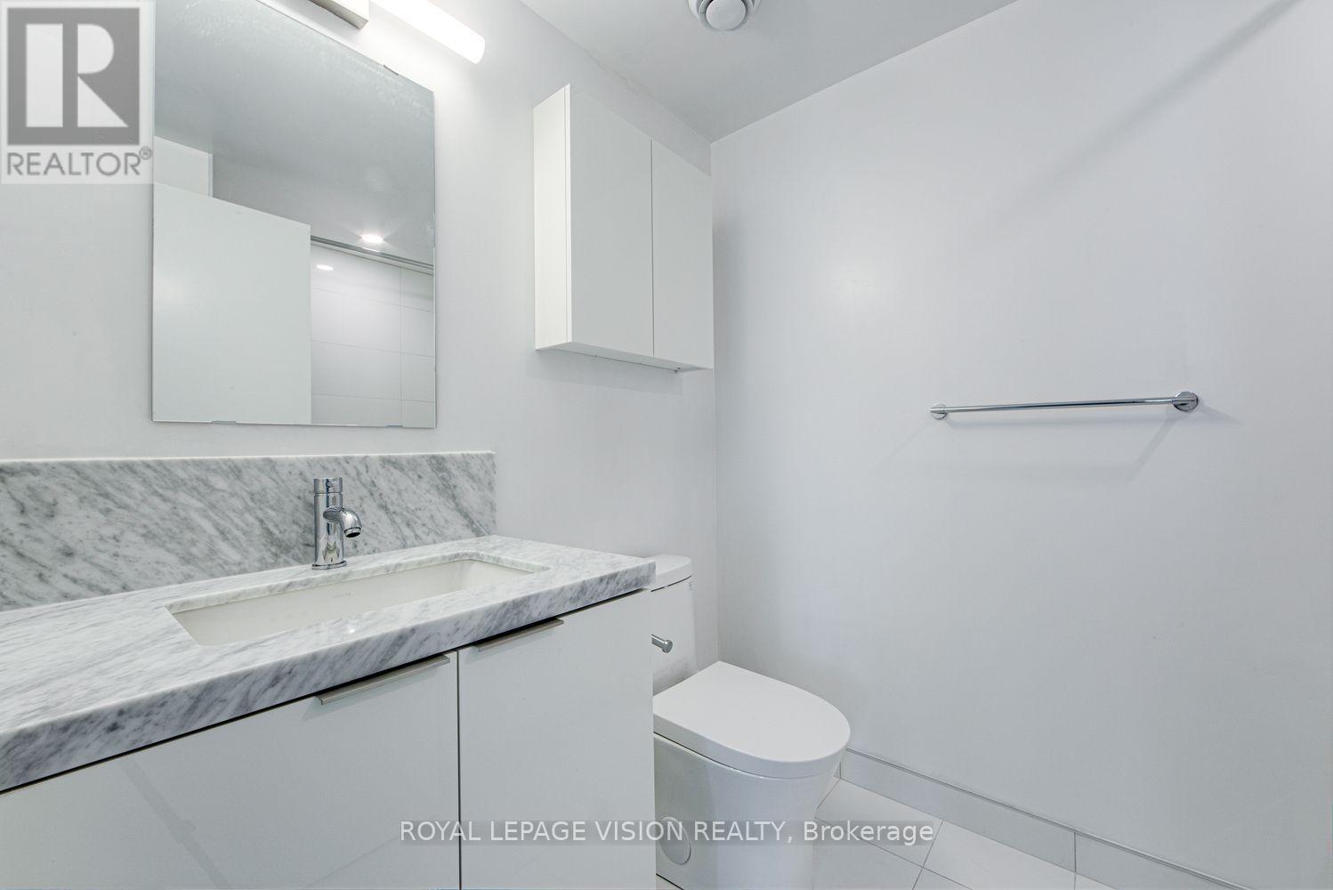 1121 - 121 St Patrick Street, Toronto, Ontario  M5T 0B8 - Photo 27 - C13670562
