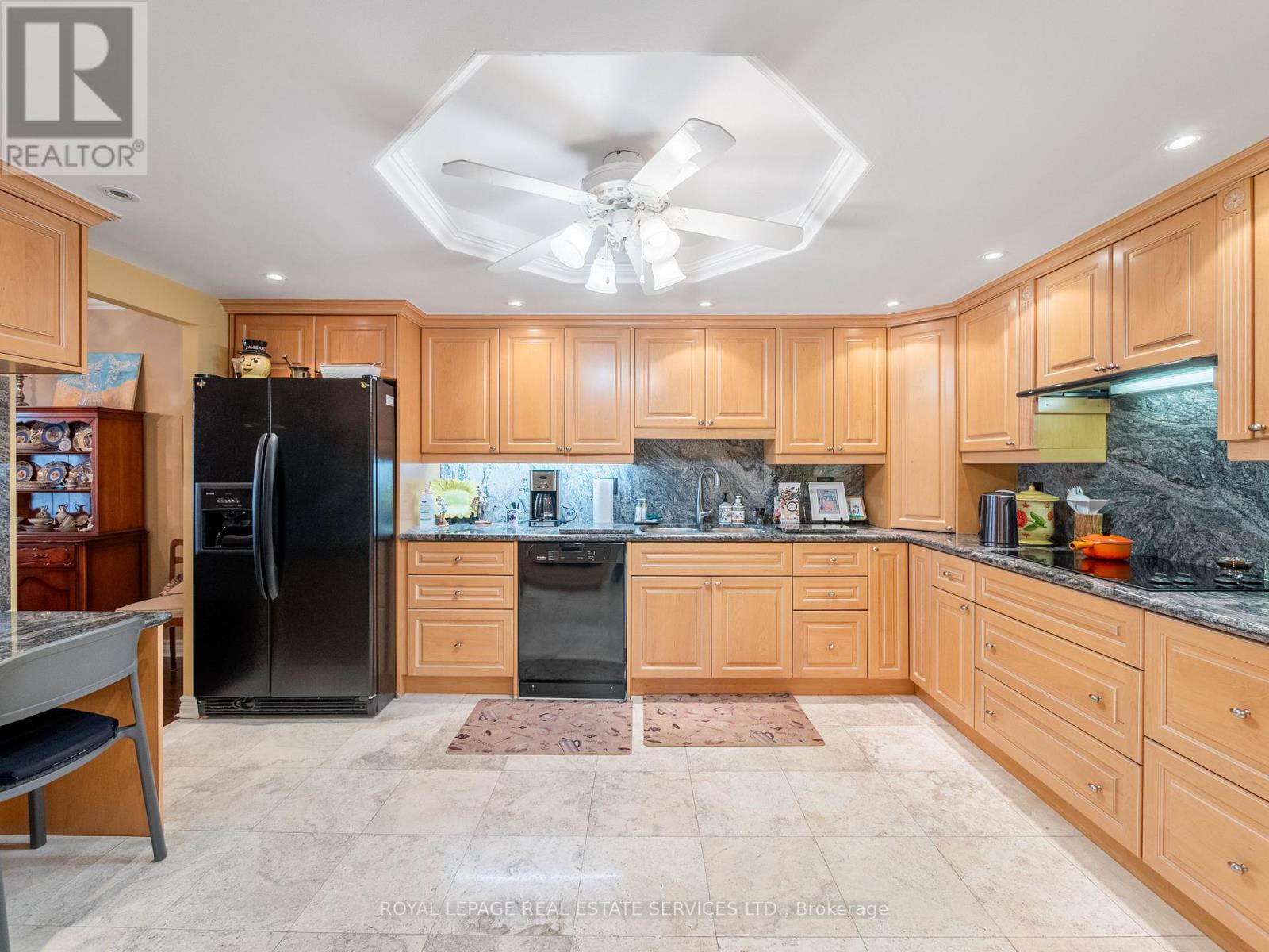 1404 - 131 Beecroft Road, Toronto, Ontario  M2N 6G9 - Photo 5 - C13670566