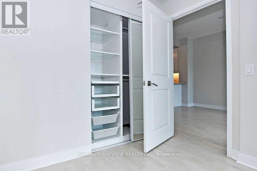 2206 - 1 Scott Street, Toronto, Ontario  M5E 1A1 - Photo 11 - C13670608