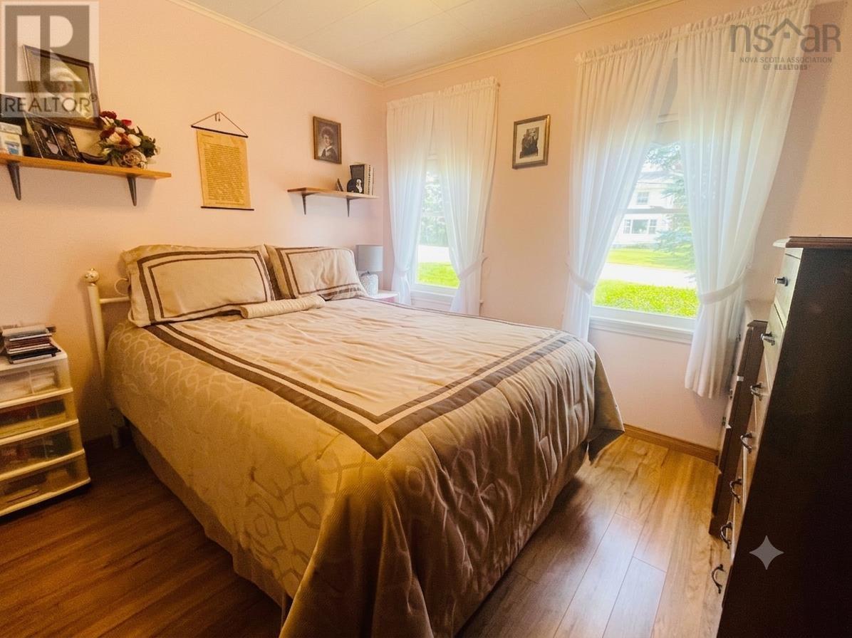 7 Franklyn Street, Amherst, Nova Scotia  B4H 3X3 - Photo 21 - 202617483